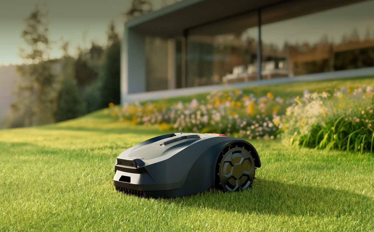 Robotic Lawn Mower Spring Startup Guide: Early-Season Prep & Cool-Season Lawn Strategy