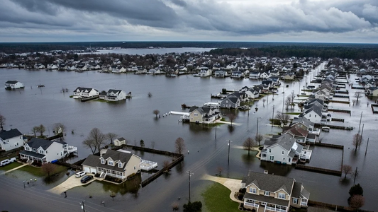 Delaware's Extreme Weather vs. Your Pool: Winter Storms, Flooding, and Maintenance Solutions